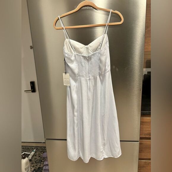 NWT Aritzia Viola Midi Dress - Picture 7 of 7